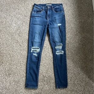 Levi’s 721 High Rise Skinny Jeans Denim Distressed Casual 28